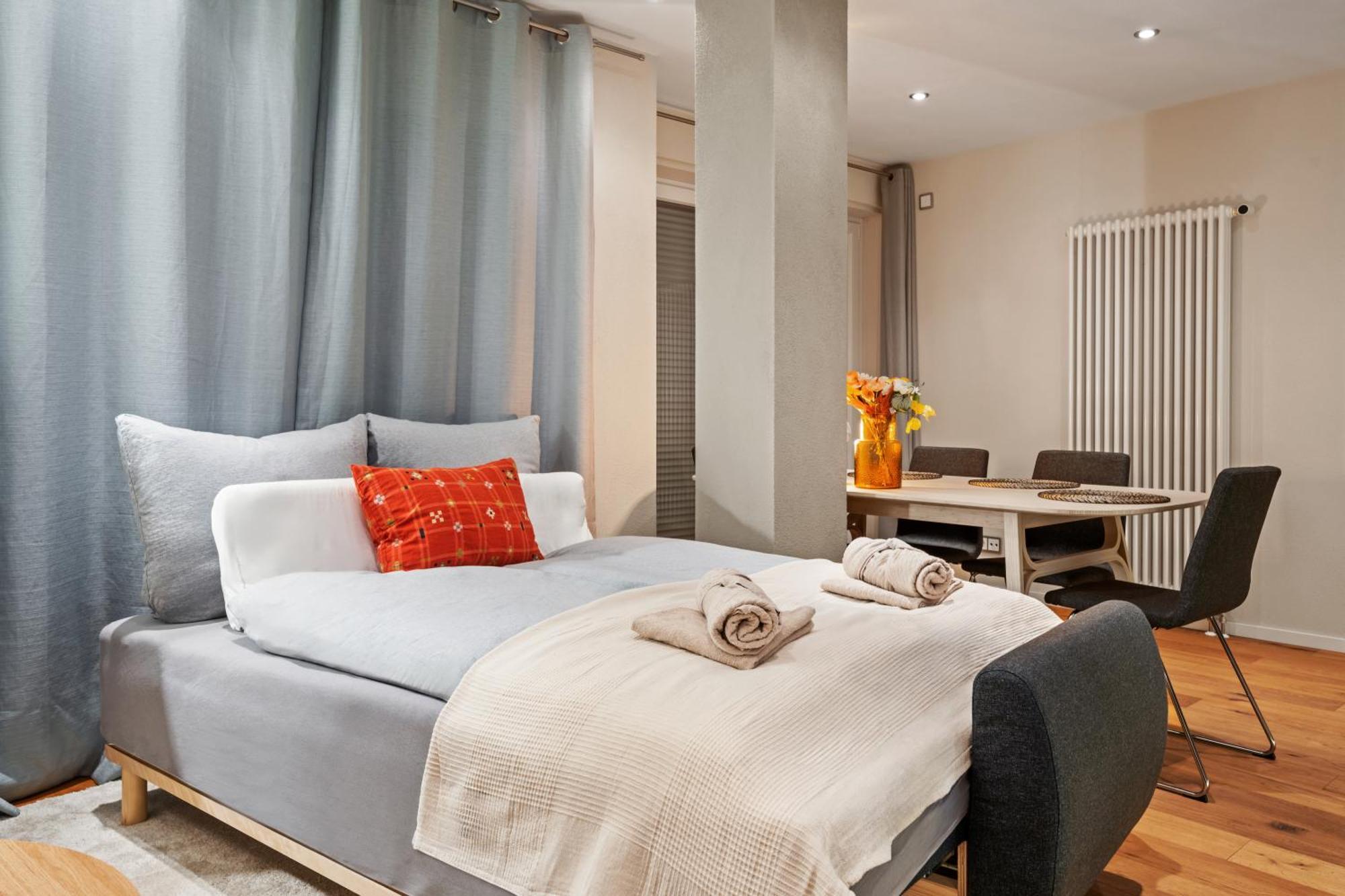 Edler Wohnraum Schwanenteich-Suite Mit Balkon, Kaffeevollautomat, Lift & Parkplatz Zwickau Exterior foto
